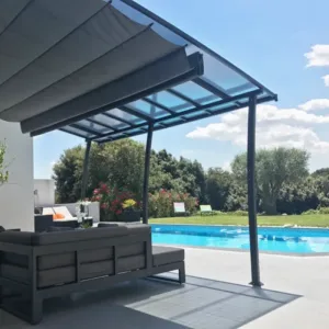OSLO - PERGOLA ADOSSEE EN ALUMINIUM/ACIER 3,5X4M ET PANNEAUX POLYCARBONATE