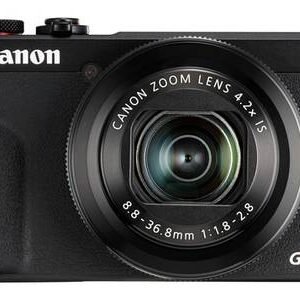 Appareil photo hybride Canon Pack EOS R50 + RF-S 18-45mm f/4.5-6.3 IS STM + Micro + Trépied + Télécommande + carte SD + Chargeur